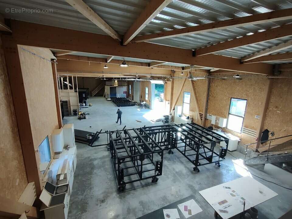 Autre à LA TOUR-DU-PIN