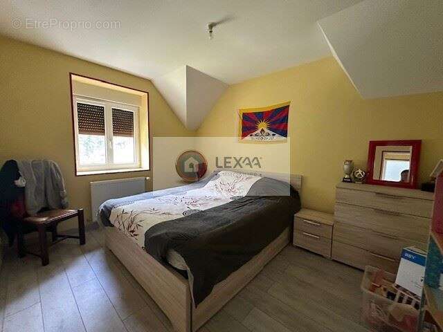 Maison à NESLE-ET-MASSOULT