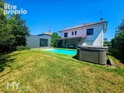Maison à PINEUILH