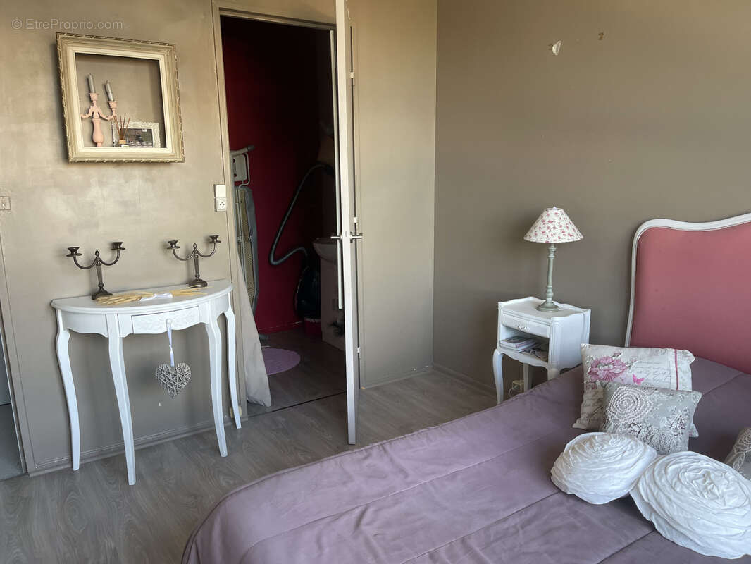 Limoges Appartement T5 avec garage et parkings - photo 6