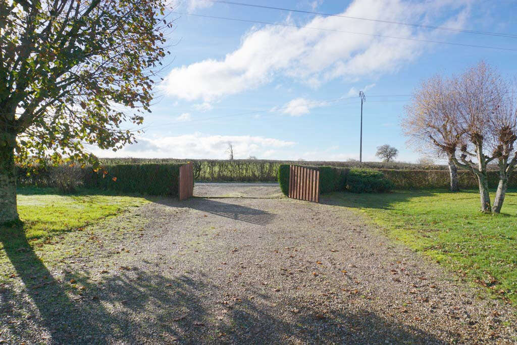 Maison à PARAY-LE-MONIAL