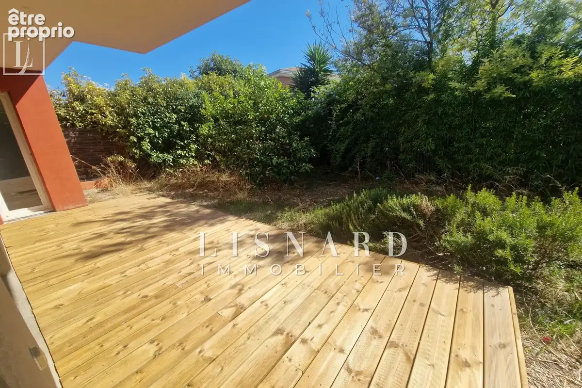 Appartement à VALLAURIS
