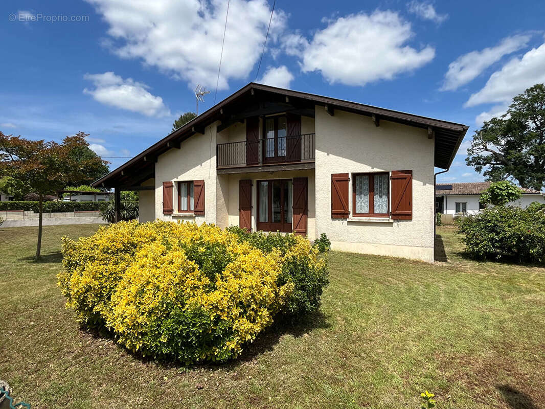 Maison à BEGAAR