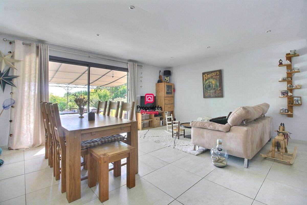 Maison 127 m² avec 4 chambres + piscine à Vacquières - photo 11