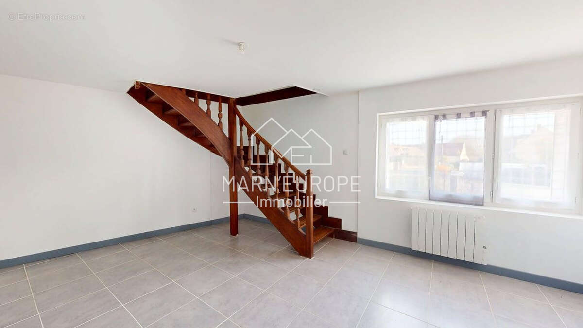 Appartement à COULOMMIERS