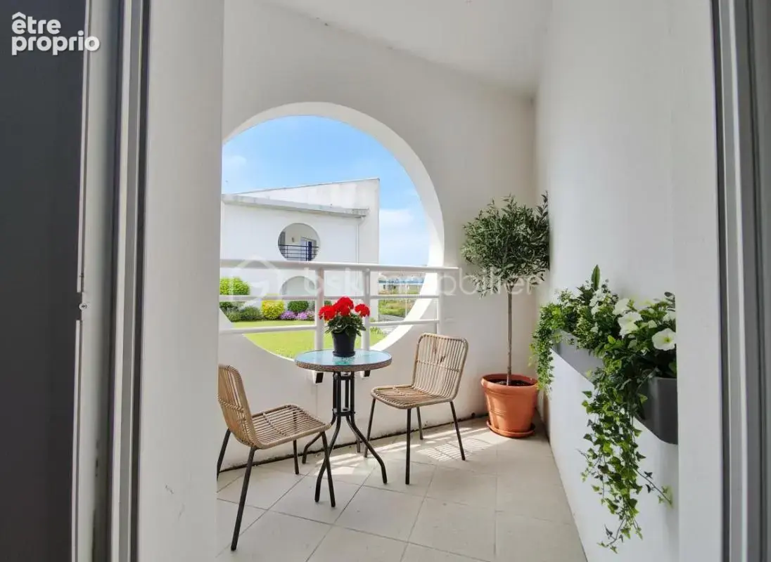 T2 cocon de 32 m² avec Terrasse et Loggia + Place de parking souterrain sécurisée - photo 2