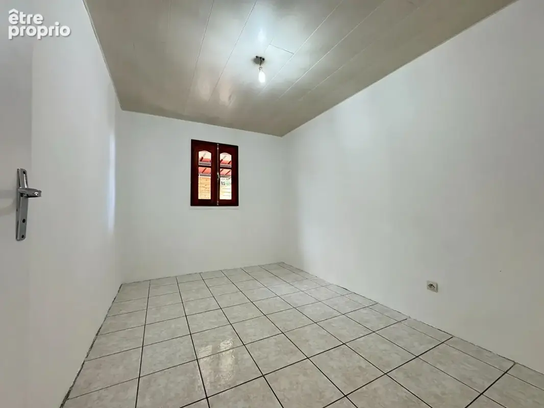A VENDRE - Sainte-Marie La Découverte - Maison T3 avec terrasse couverte et abri voiture - photo 10