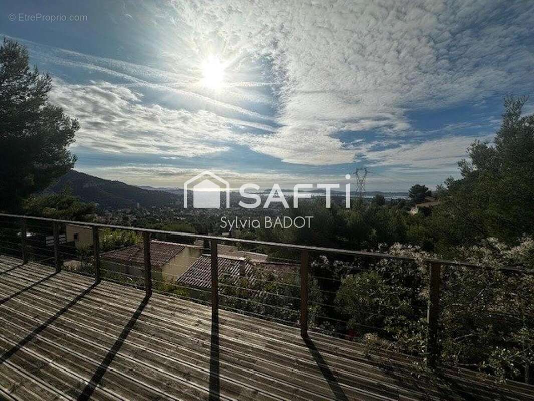 Photo 2 - Maison à TOULON