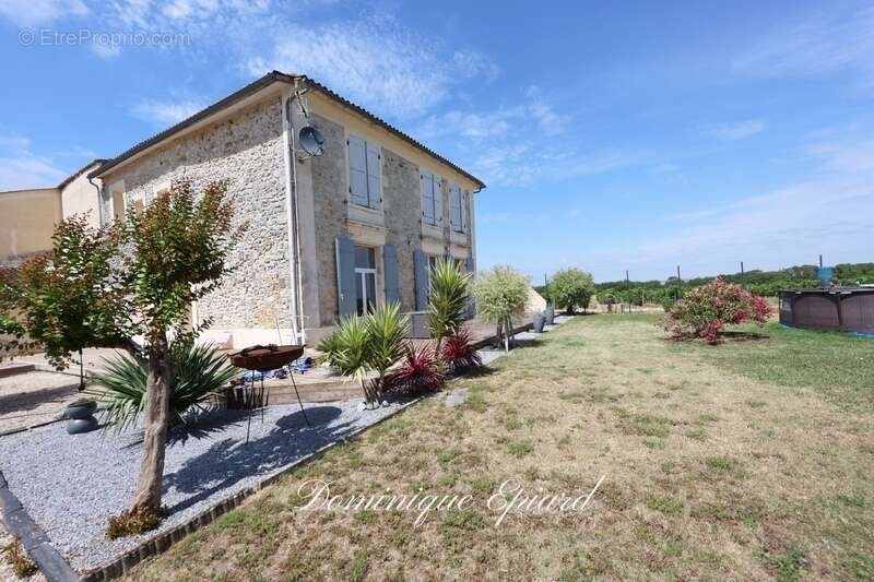 Exclusivité À VENDRE Vignoble Cru Bourgeois Médoc Vue exceptionnelle - photo 3