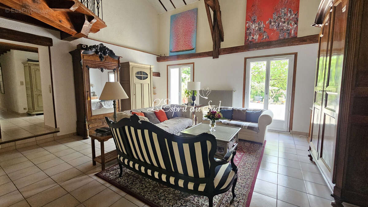 Maison 290 m² à Gaillac  - photo 6
