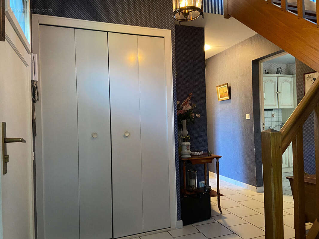 Maison à COULANGES-LES-NEVERS