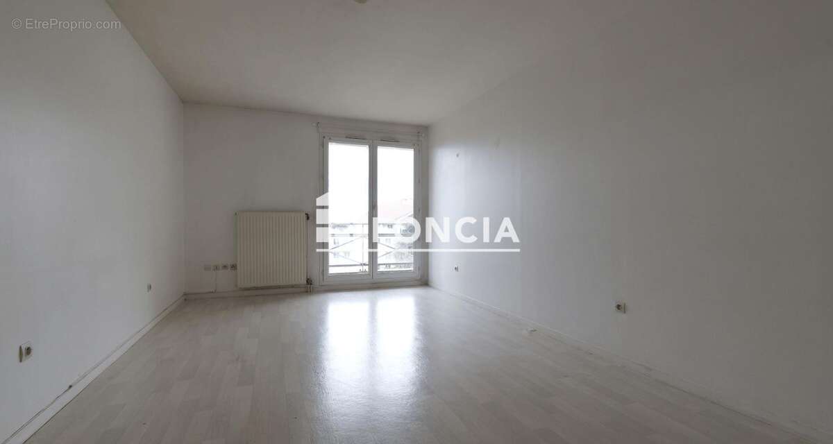 Appartement à MELUN