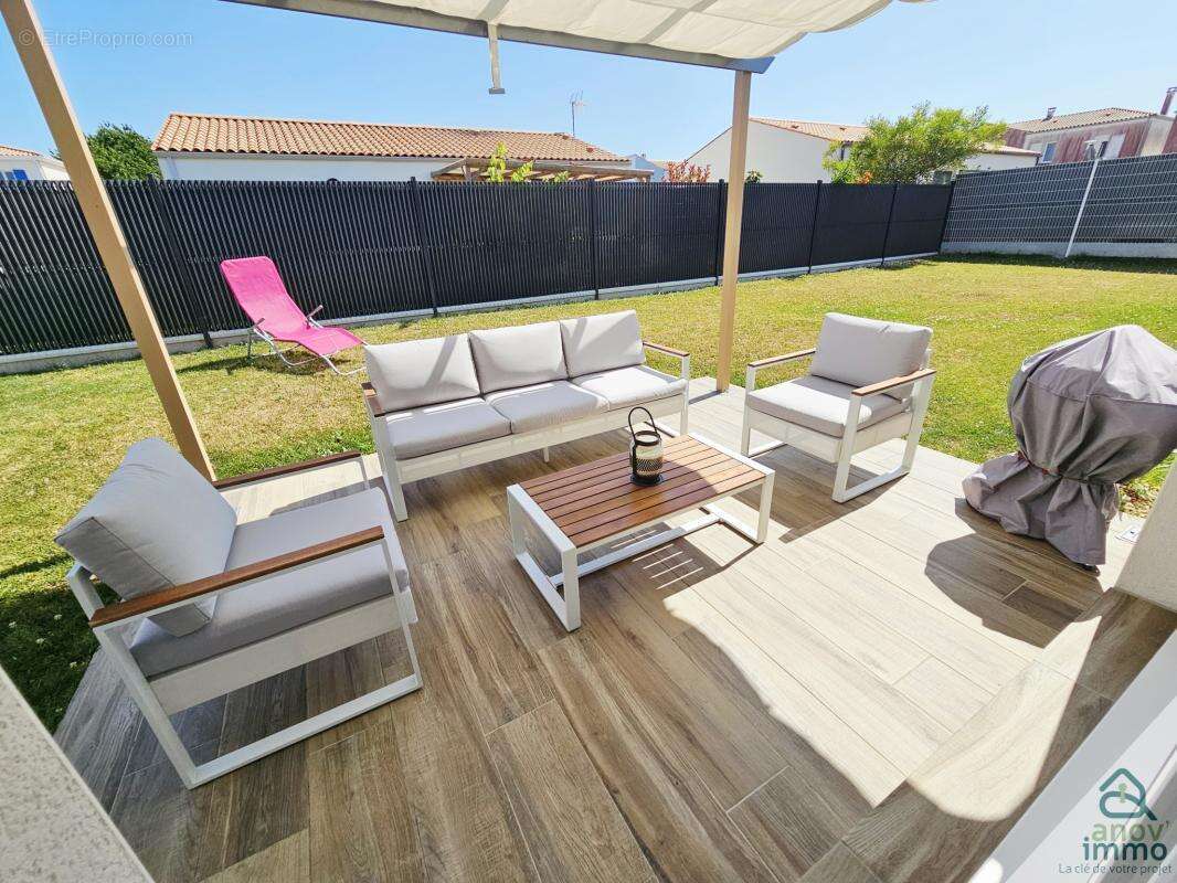 Maison à PORT-DES-BARQUES