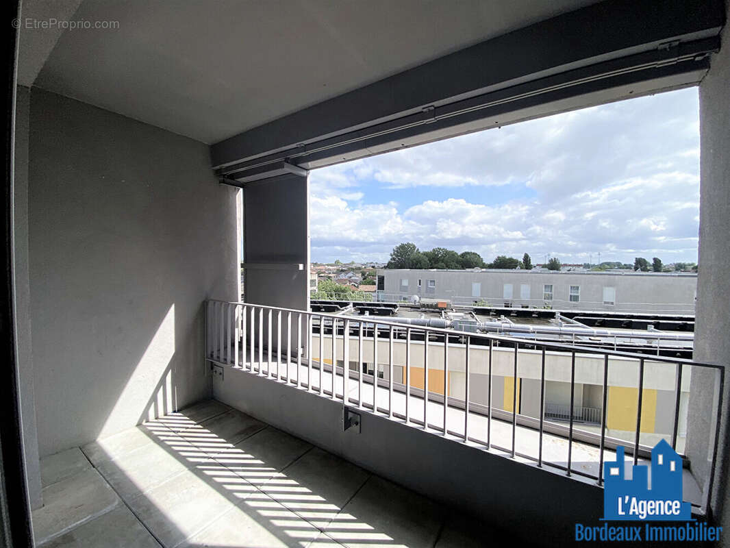 Appartement à BEGLES