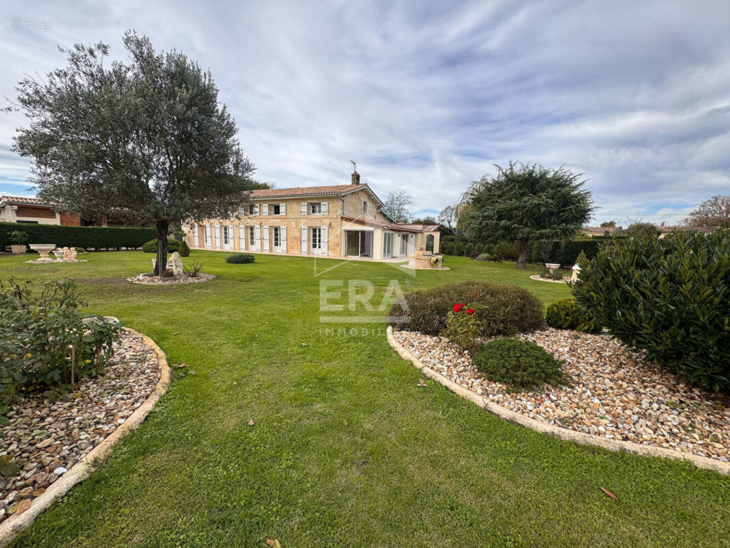 Maison à LANSAC