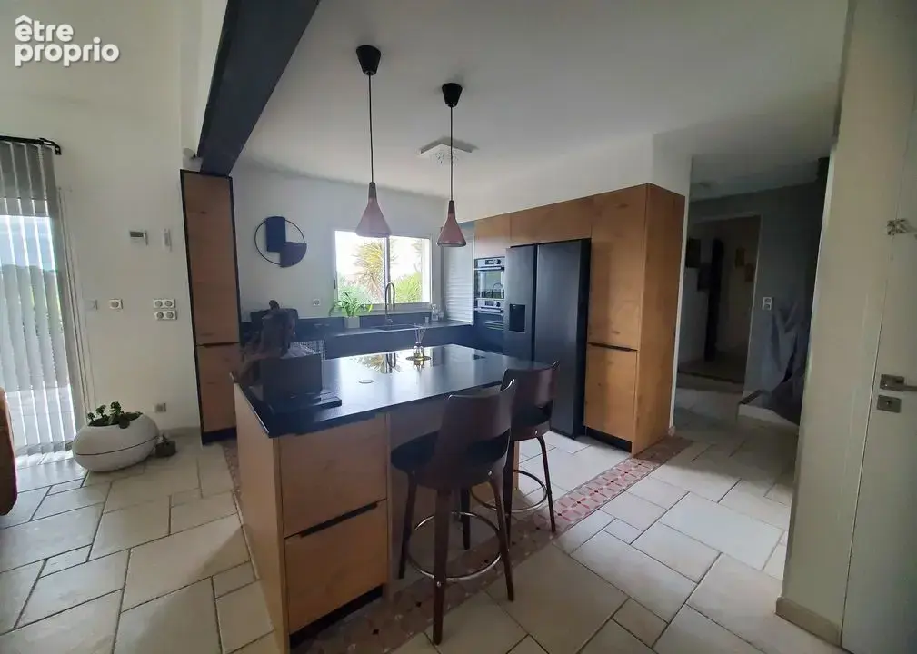 Maison 5 pièces 168 m² à vendre à Velaux (13880) - photo 7
