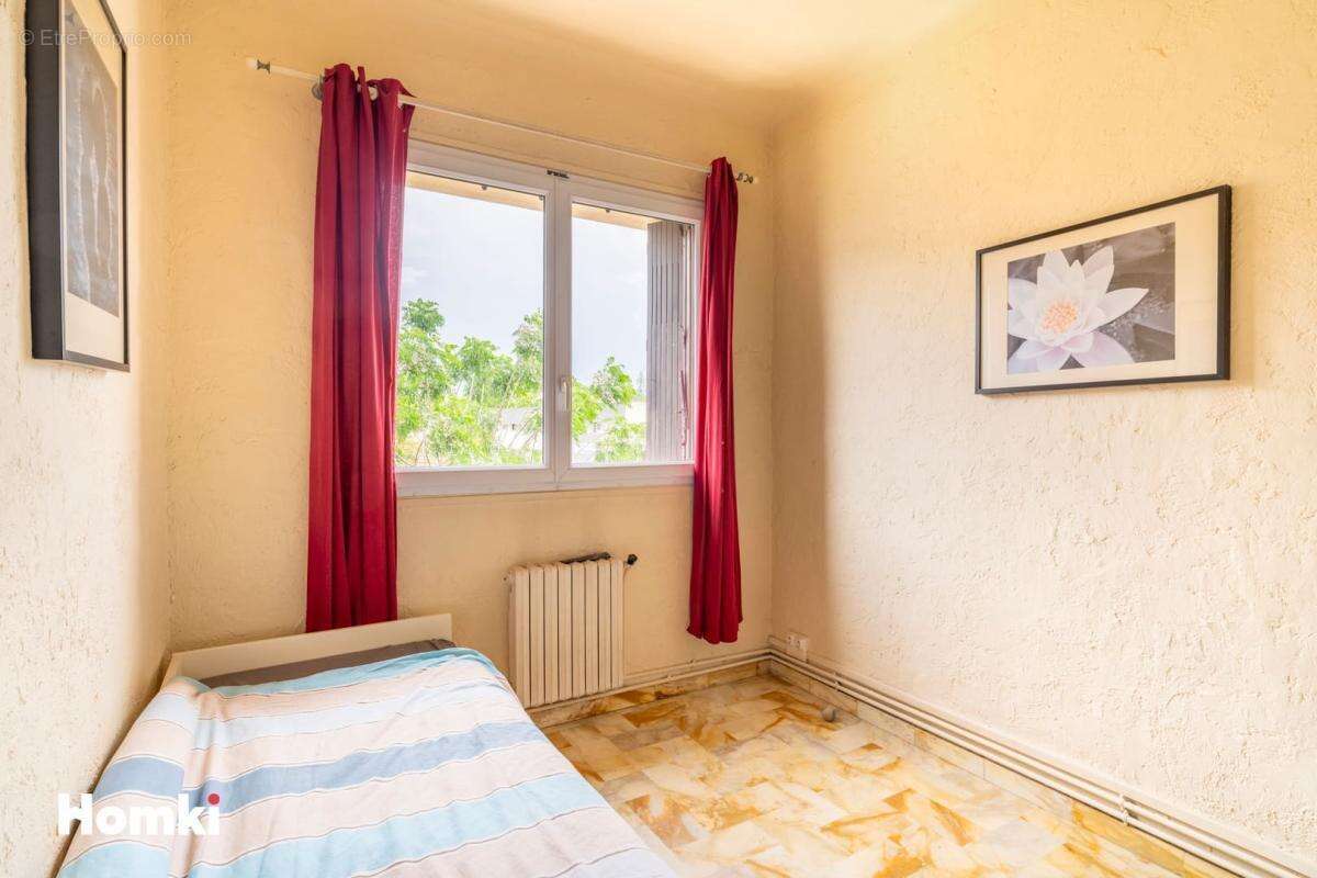 Appartement à MARSEILLE-9E