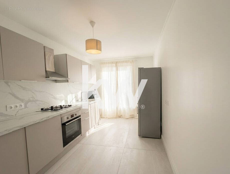 Appartement 83 m² à Saint-Etienne  - photo 5