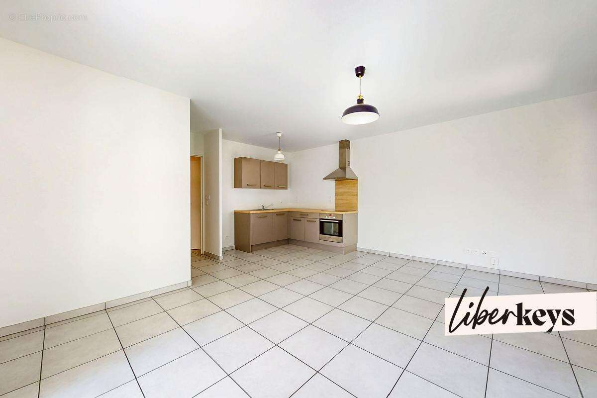 Appartement à LYON-8E