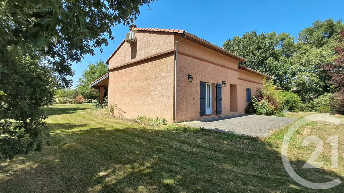 Maison 160 m² à Montesquieu-Volvestre  - photo 28
