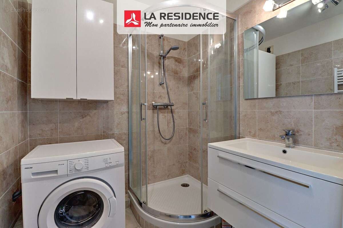 Appartement 35 m² à Saint-Raphael  - photo 5