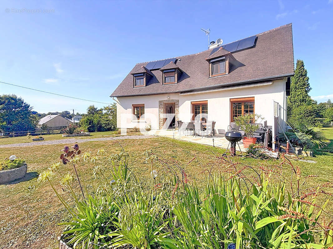 Maison à JULLOUVILLE