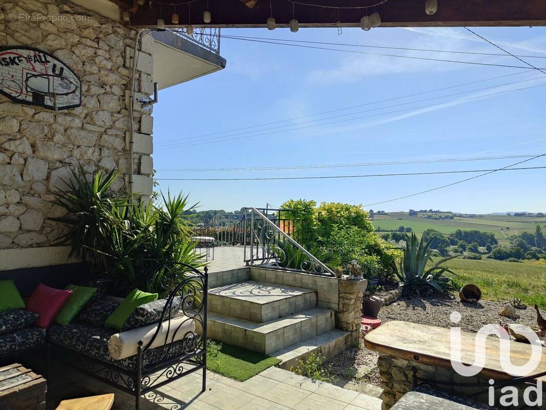 Photo 1 - Maison à XAINTRAILLES