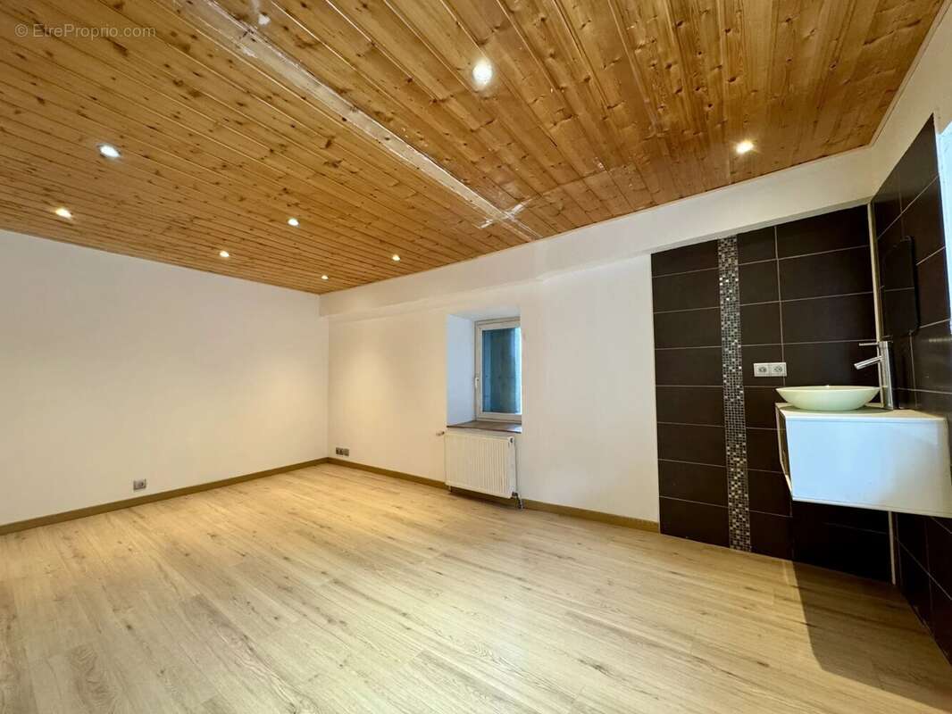 Maison à FORMIGUERES