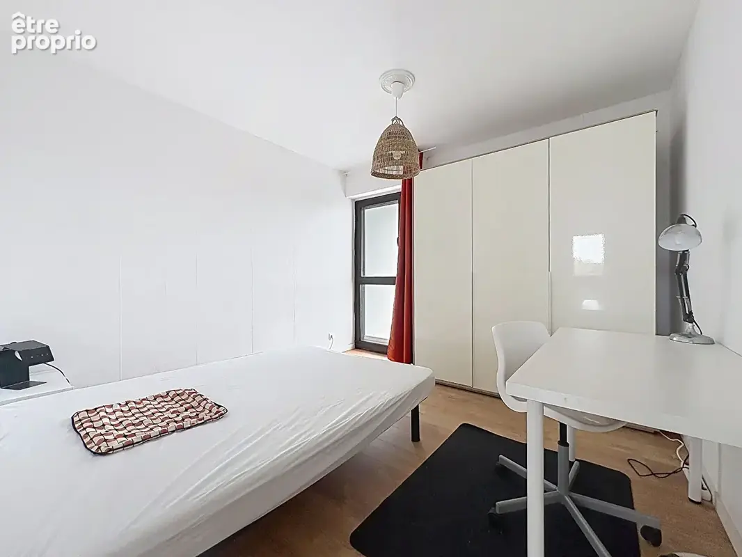Appartement 4 pièce(s) - 79.86 m² proche tram et facs - photo 11