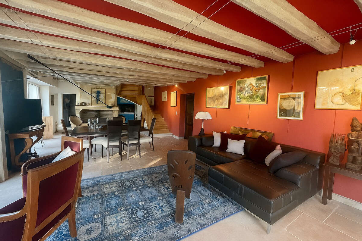 Maison à ARTANNES-SUR-INDRE