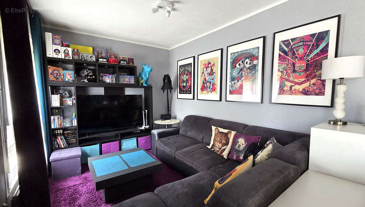 Appartement à HOUILLES
