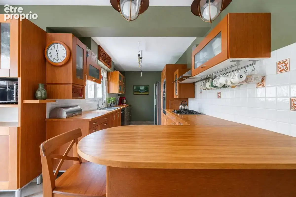 Maison de 13 pièces de 325 m² à Athis-Mons - photo 5