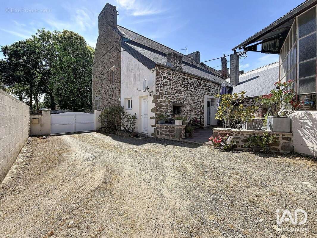 Maison 164 m² à La Gouesniere  - photo 5