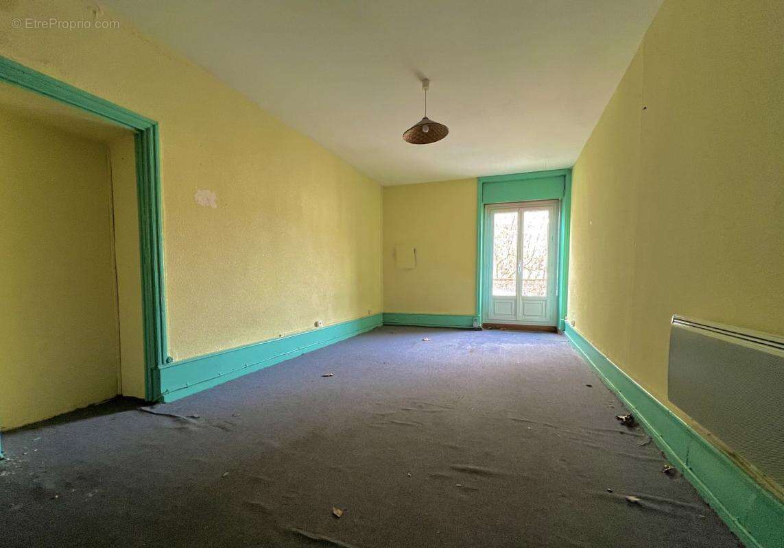 Appartement à AUBENAS