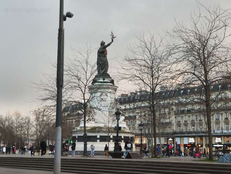 Appartement à PARIS-10E