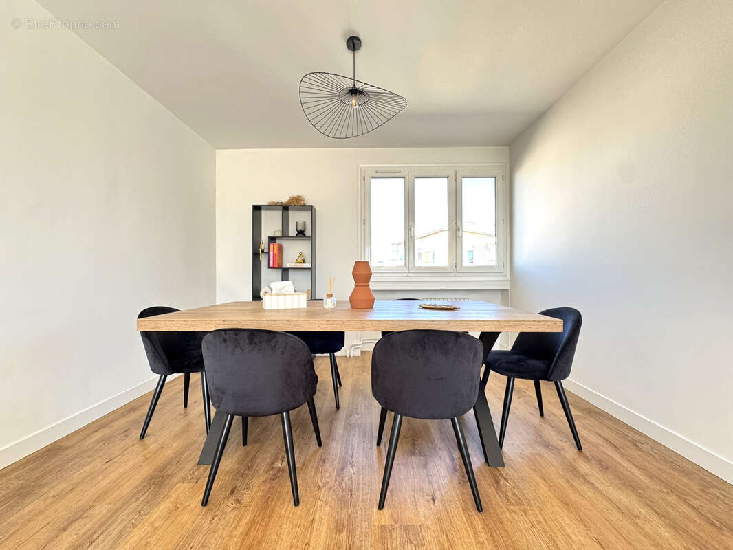 Appartement à LA TALAUDIERE