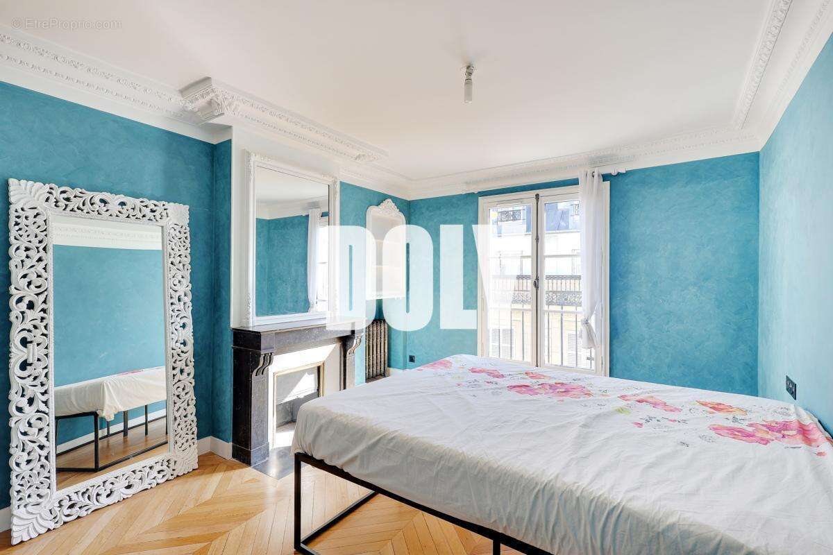 Appartement à PARIS-4E