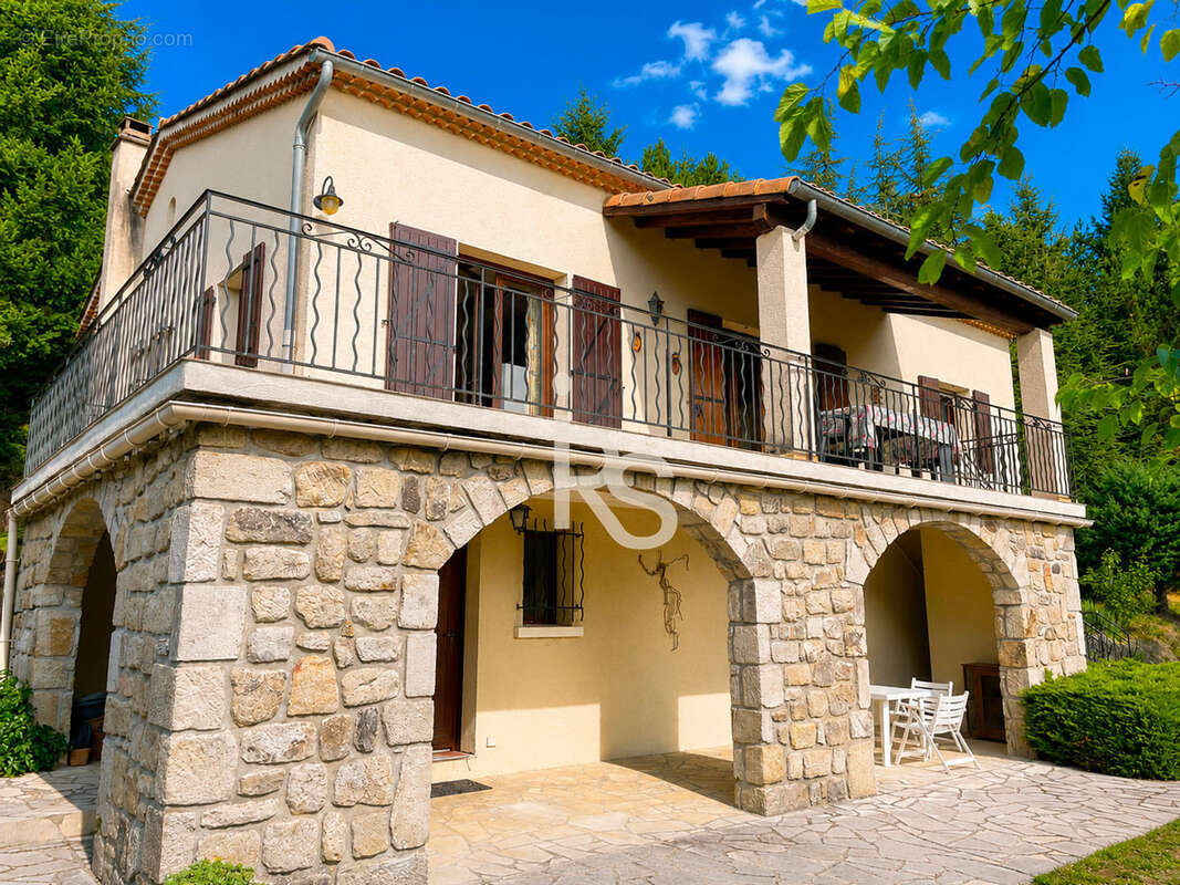 Maison à ROCLES