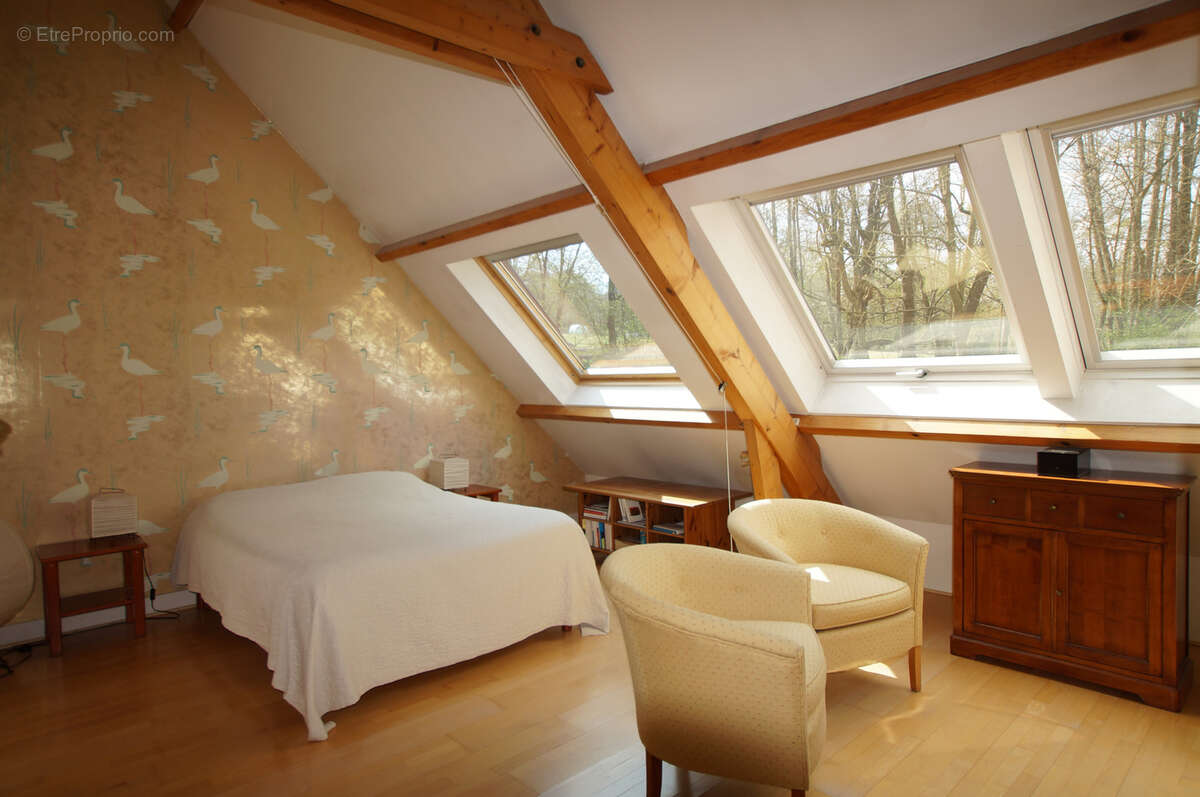 Maison à BURES-SUR-YVETTE