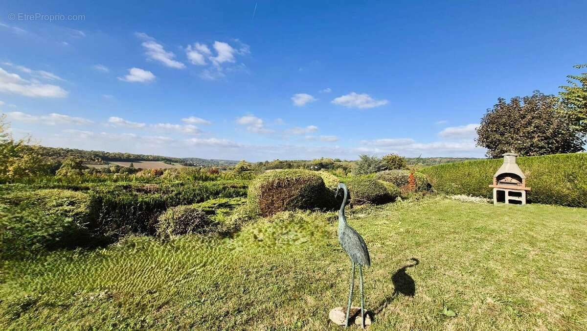 Maison à MAREIL-SUR-MAULDRE
