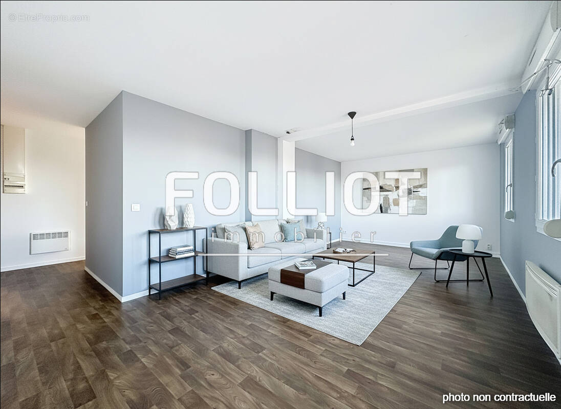 Appartement à DONVILLE-LES-BAINS
