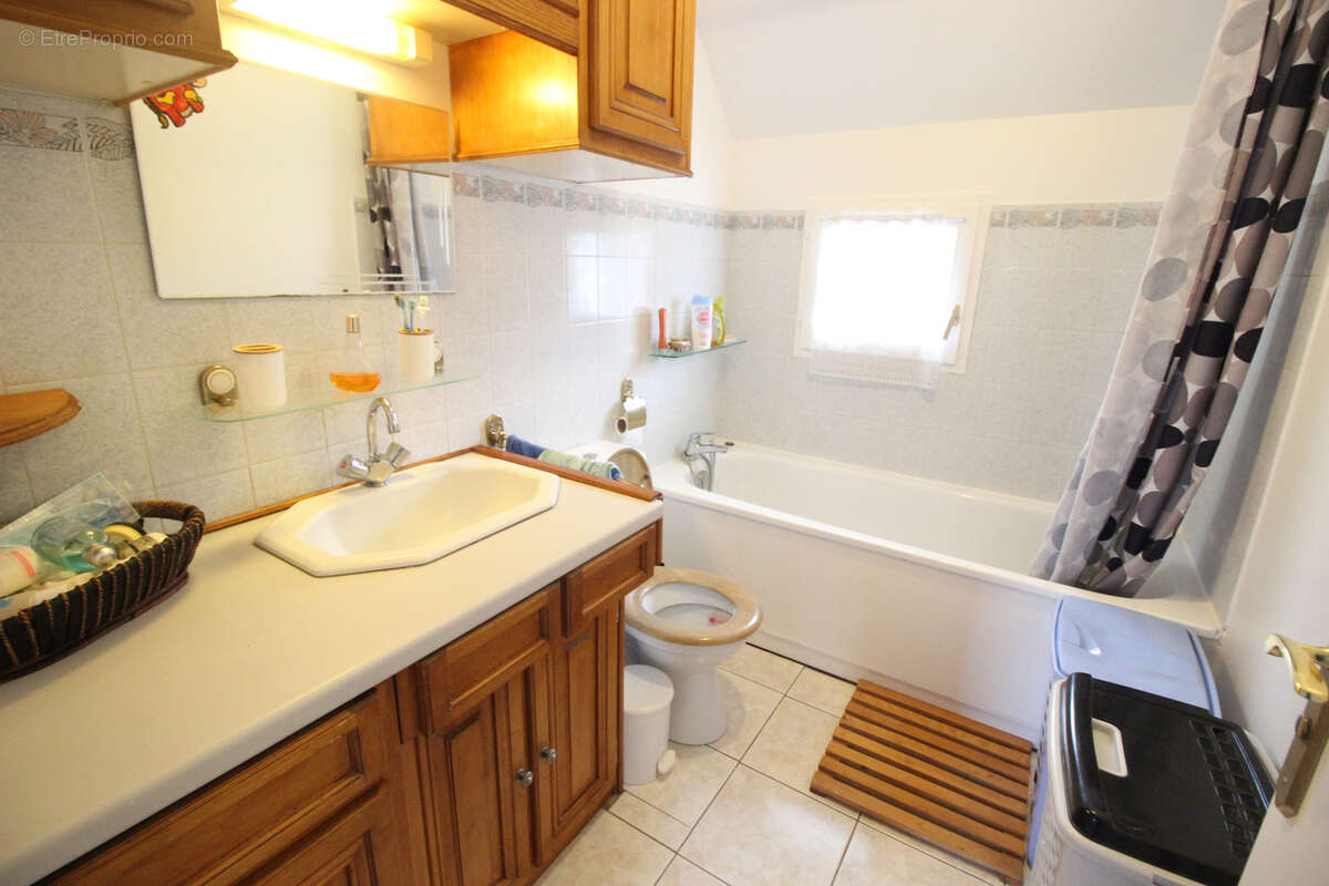 Maison à LIMEIL-BREVANNES