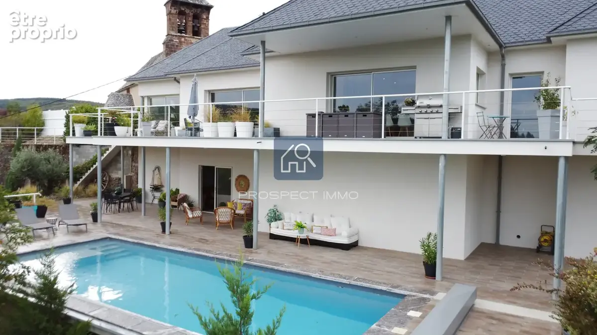 Photo Maison à Espalion au prix de 870 000€