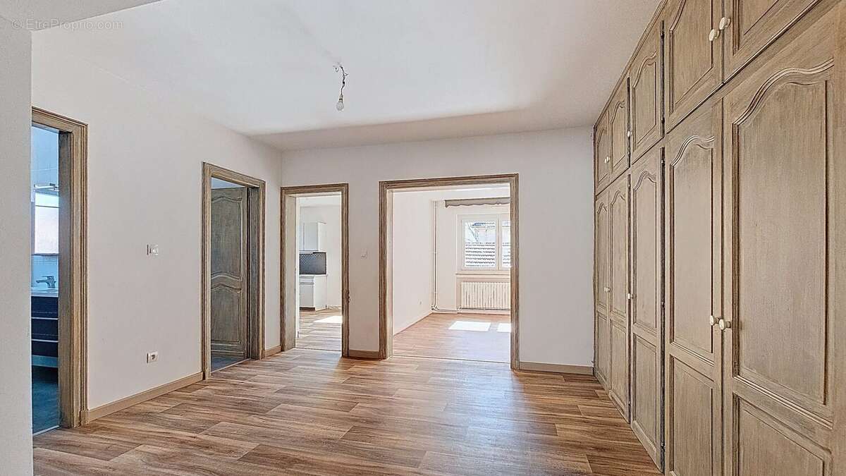 Appartement à MEY