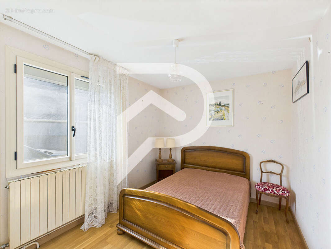 Maison à LIVRON-SUR-DROME