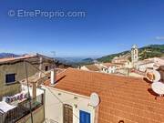 Maison à MONTEGROSSO