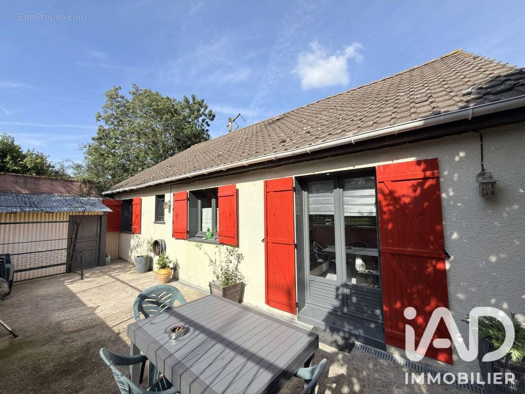 Photo 1 - Maison à VILLEMANOCHE