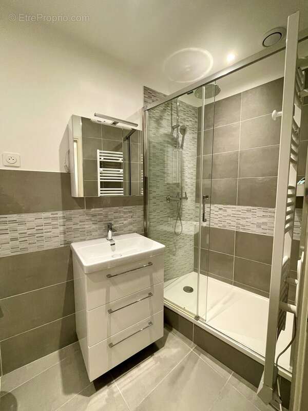 Appartement à PARIS-2E