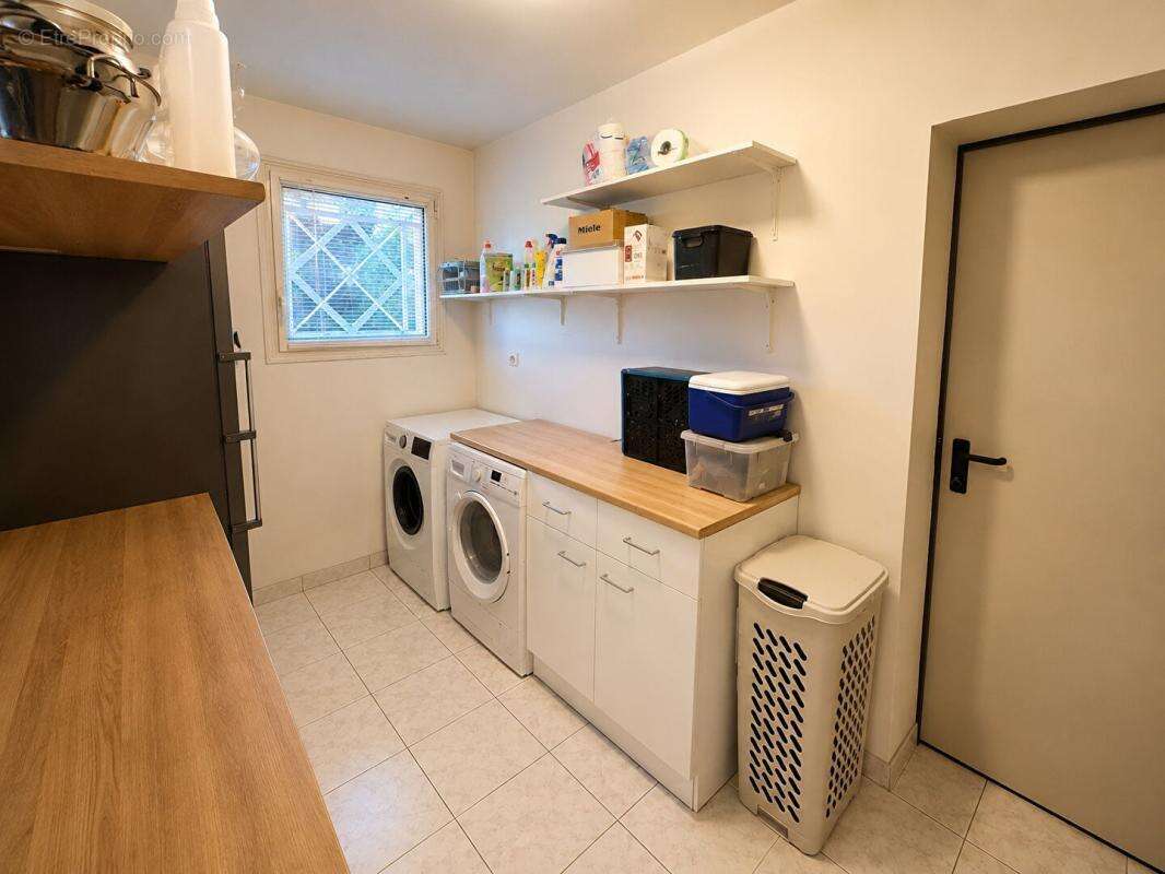 EXCLUSIVITÉ - PIBRAC Maison  6 pièce(s) 177m² - photo 12