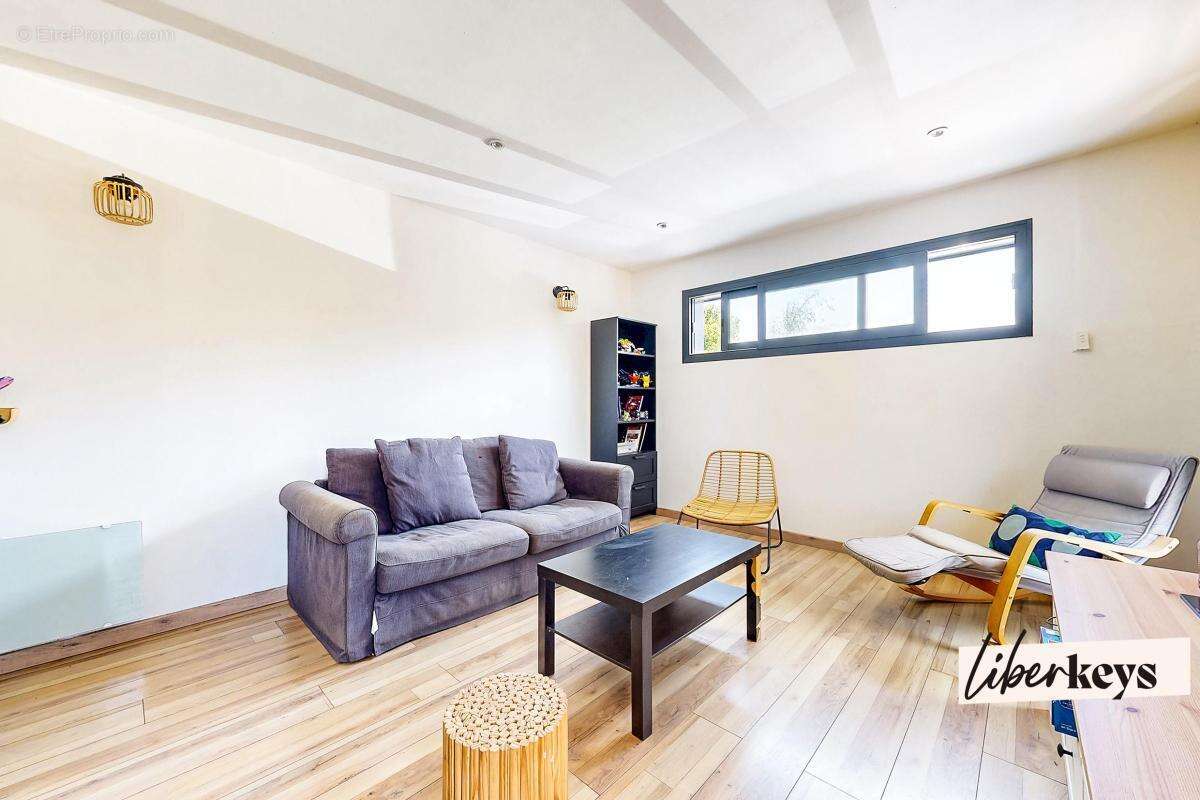 Maison - 5 pièces -97m2 - photo 2